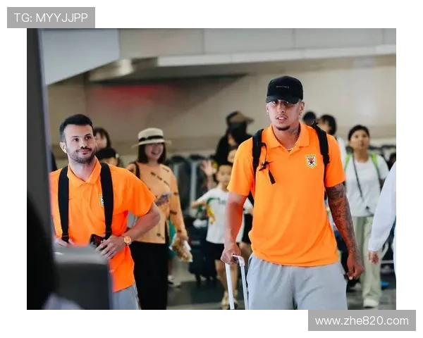 泰山队凌晨4点出发前往比赛地 航班信息曝光引关注 泰山队凌晨4点出发前往比赛地 航班信息曝光引关注